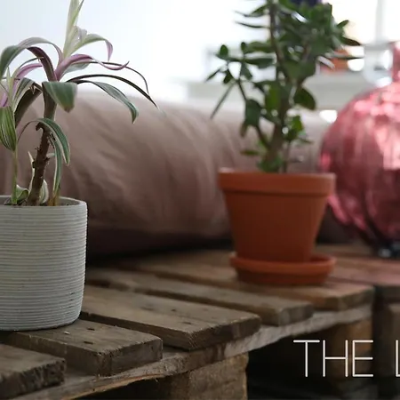 Make Up Garden Bed & Breakfast Antwerp